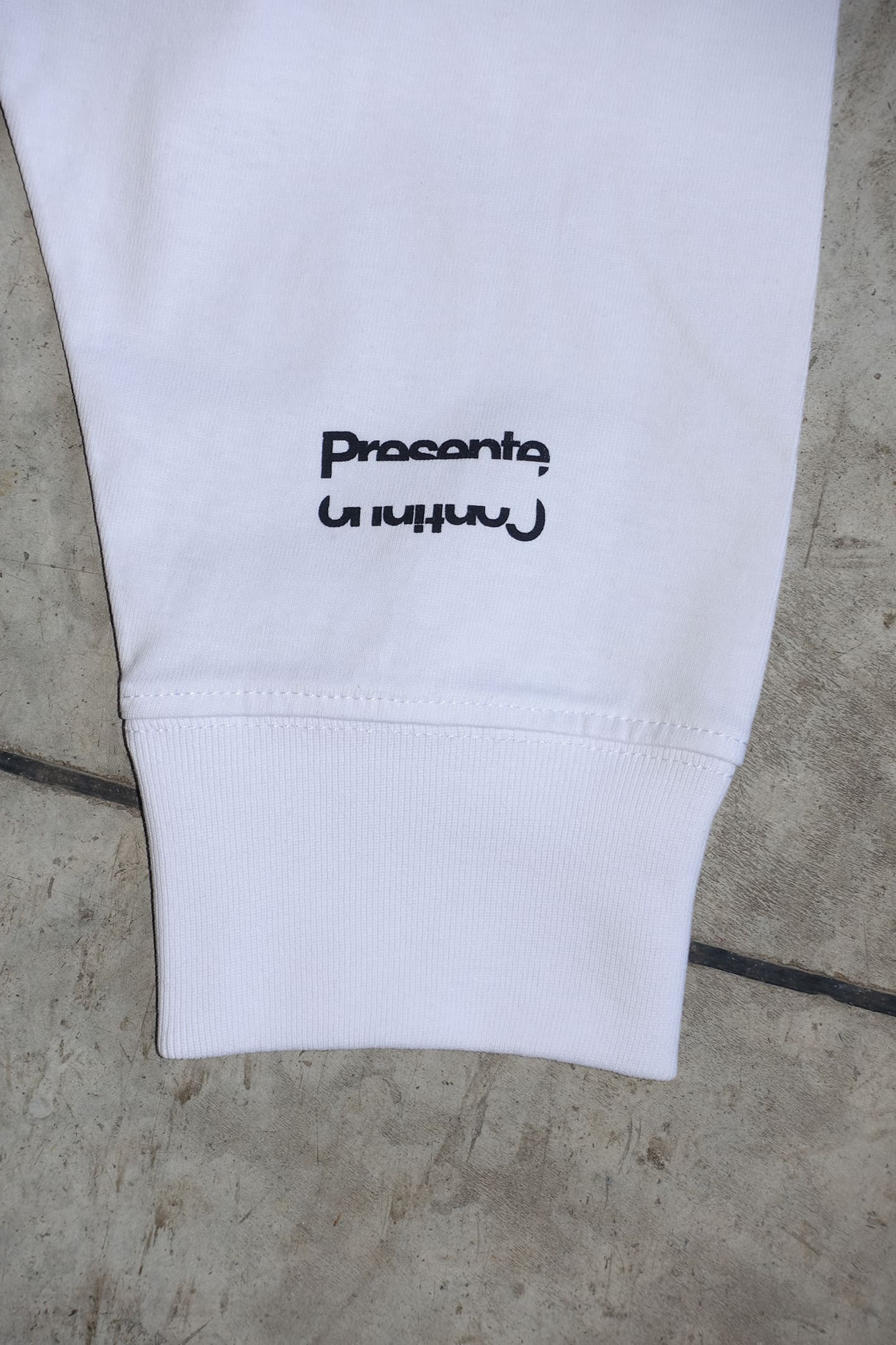 Presente Continuo / PC GLITCH long sleeve tee